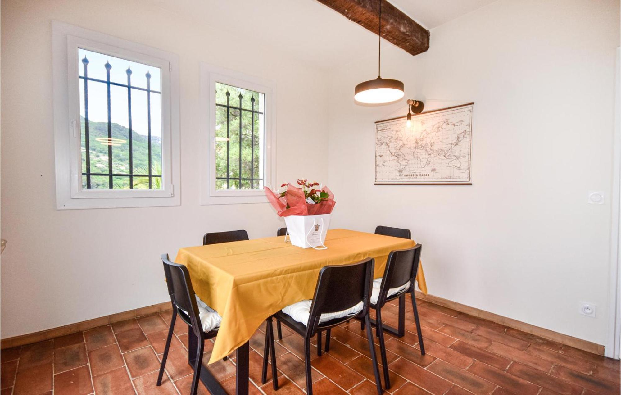 Awesome Apartment In Saint-Jeannet With Kitchen Ngoại thất bức ảnh