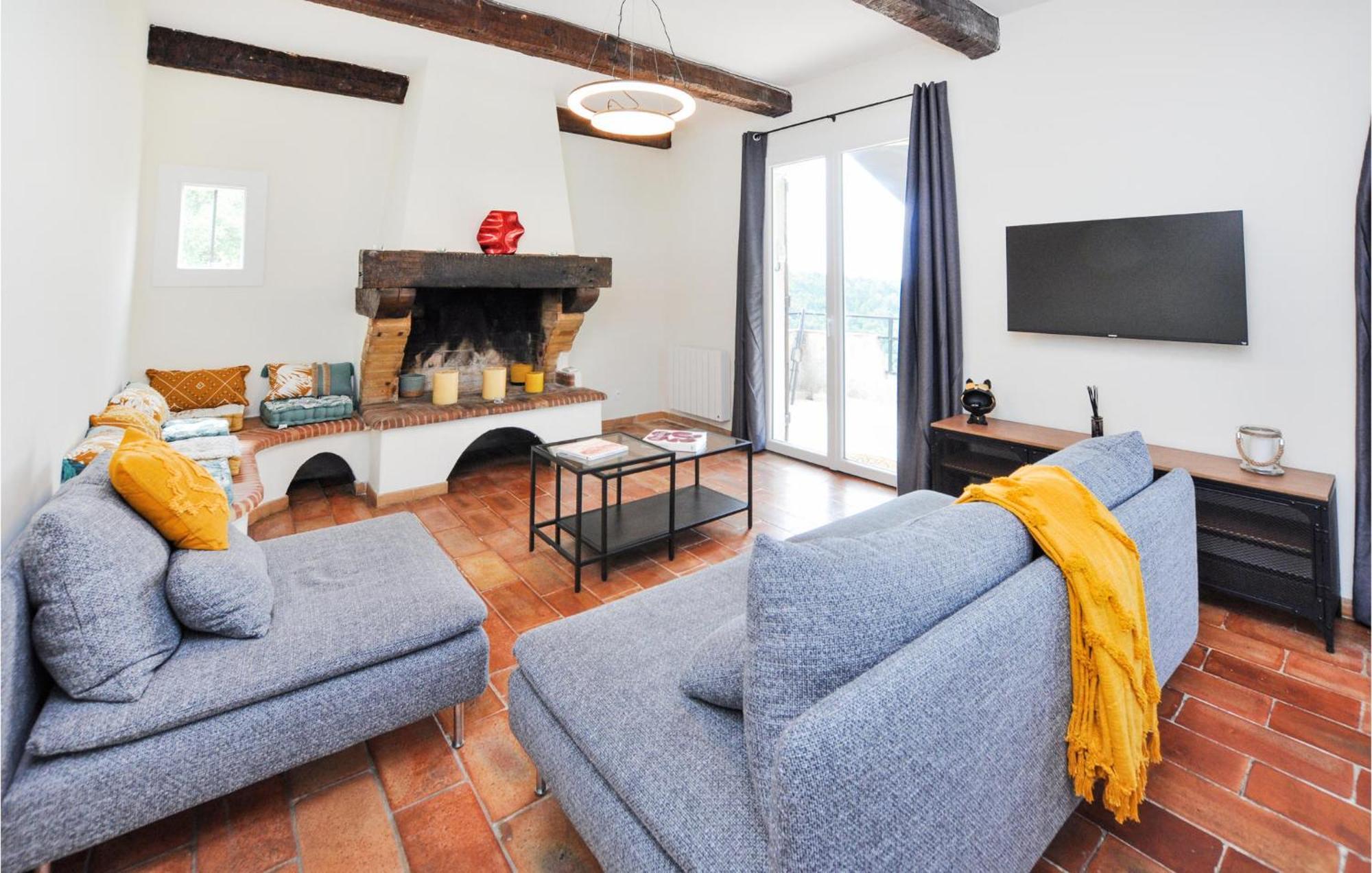 Awesome Apartment In Saint-Jeannet With Kitchen Ngoại thất bức ảnh